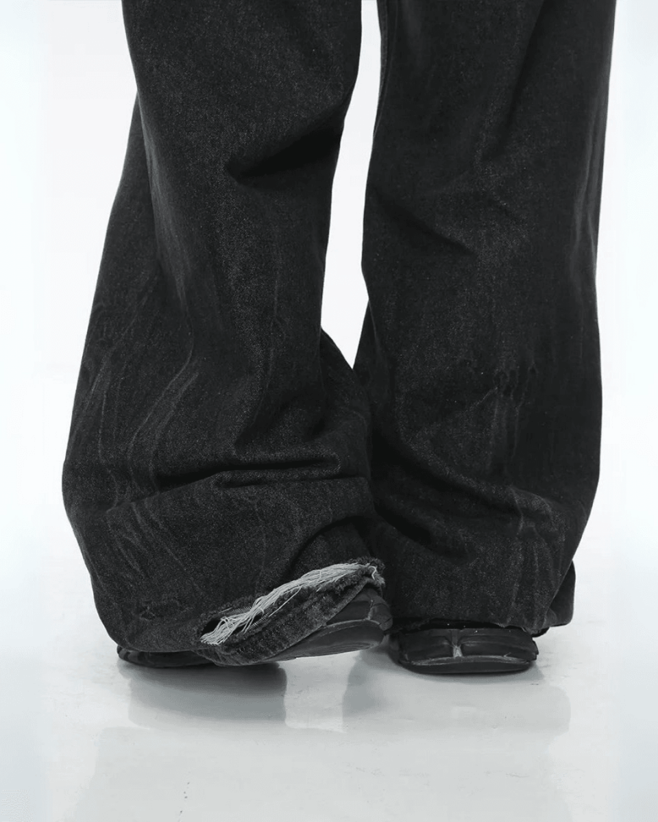 New Chic Abraded Jeans - Color: Black - DRIPIOT