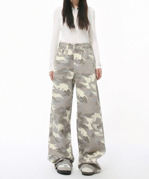 Washed Camo Loose Jeans - Color: Light Camouflage - DRIPIOT