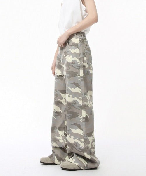 Washed Camo Loose Jeans - Color: Light Camouflage - DRIPIOT