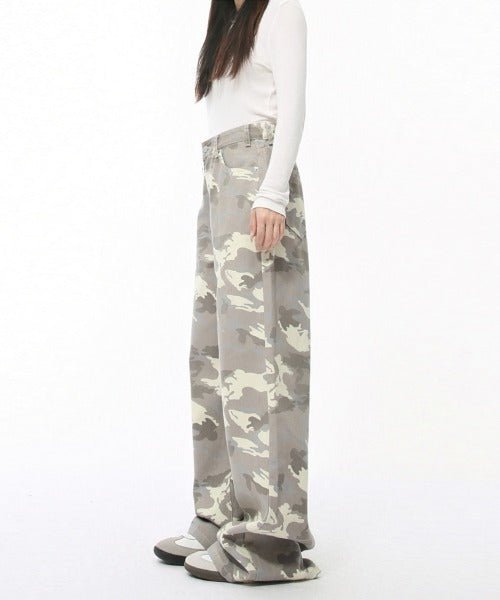 Washed Camo Loose Jeans - Color: Light Camouflage - DRIPIOT