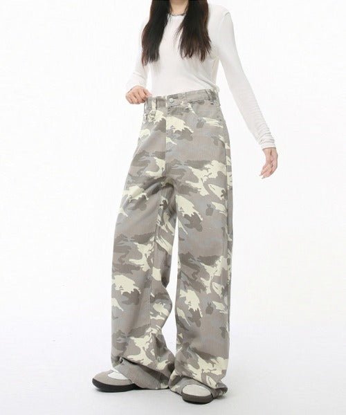 Washed Camo Loose Jeans - Color: Light Camouflage - DRIPIOT